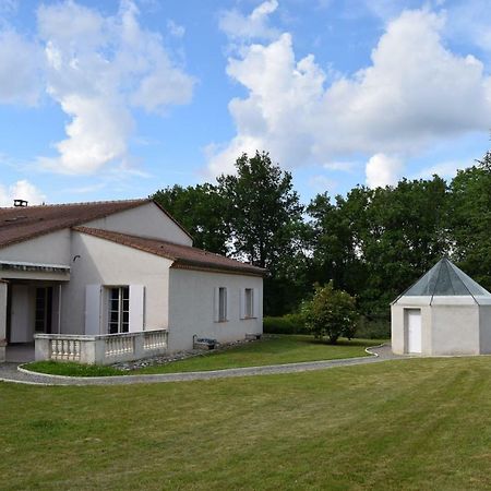 Le Cheminard Bed & Breakfast Feugarolles Eksteriør bilde